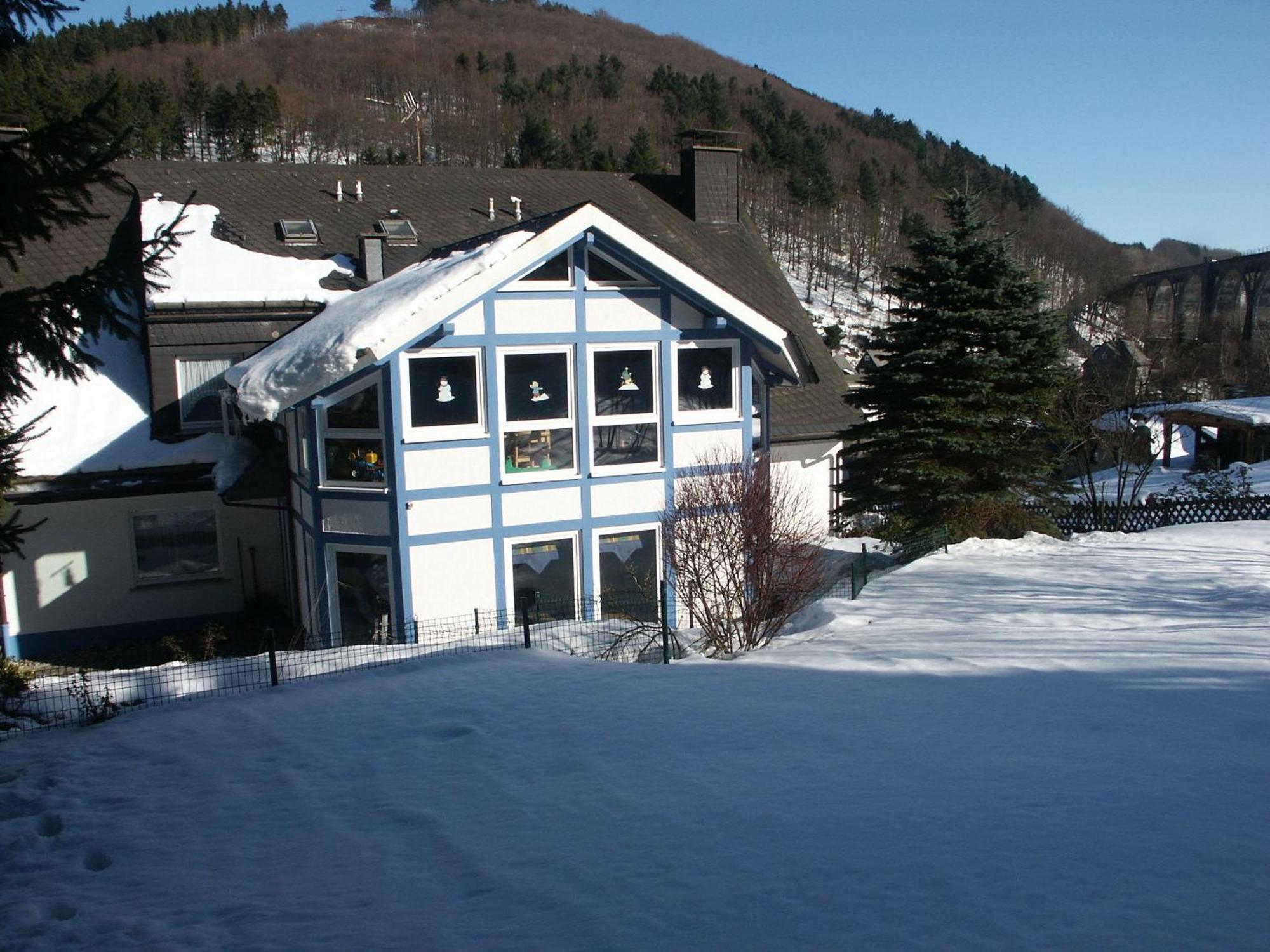 Appartementhaus Vierjahreszeiten Willingen (Upland) Exterior foto